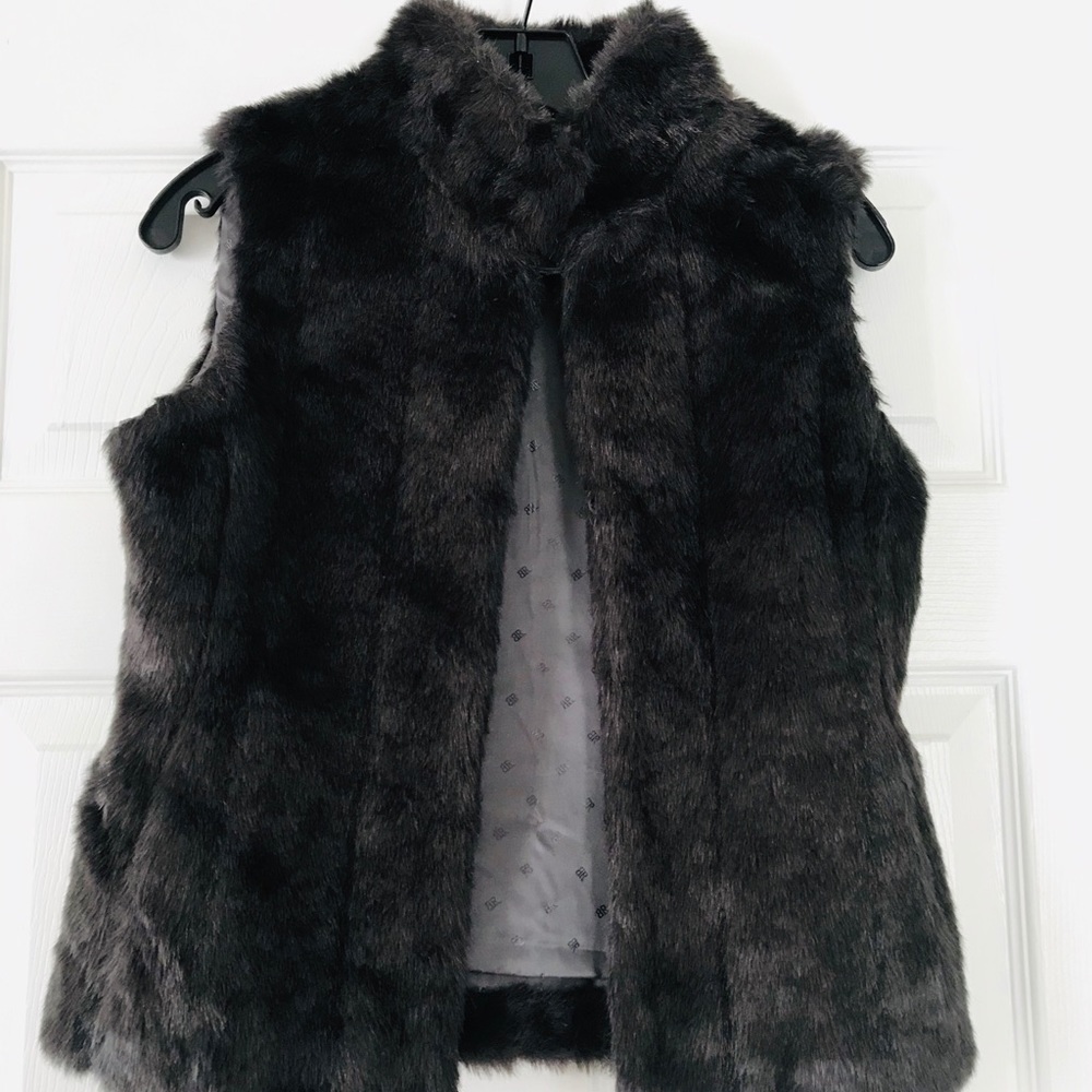 Banana republic faux fur vest.